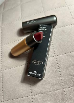 Kiko Milano Velvet Passion Matte Lipstick (Матовая помада для губ