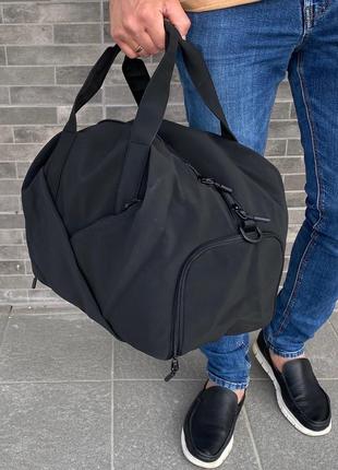 Черная текстильная спортивная дорожная сумка с отделением для ...