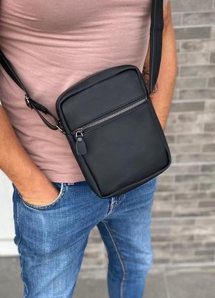 Чорна матова сумка барсетка через плече месенджер