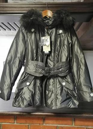 Зимова жіноча куртка, пухова, на капюшоні натуральне хутро, ві...