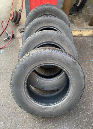 Гума Bridgestone Blizzak DM-Z3 265/65-17 112Q