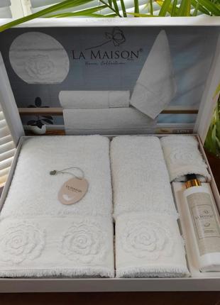Набор махровых полотенец La Maison Lidya 3шт. + ароматический ...