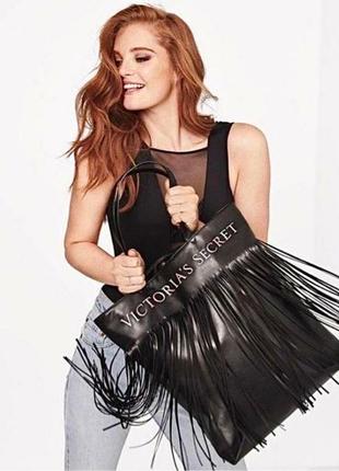 Сумка, сумка-шоппер Victoria's Secret черного цвета с бахромой