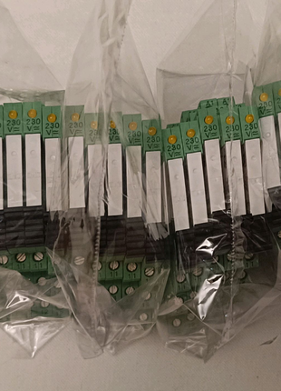 Phoenix Contact PLC-BSC-230UC/21 базовий модуль зі вставкою рел