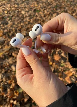 Навушники Apple AirPods Pro 2