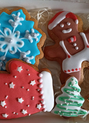 Медове печиво, імбирне печиво, новорічні пряники