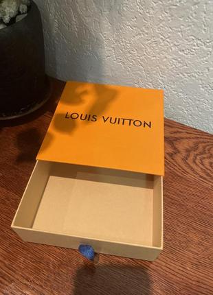 Коробка louis vuitton