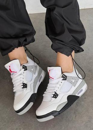 Жіночі кросівки nike air jordan 4 white cement