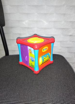 Развивающая игрушка для малышей активный куб