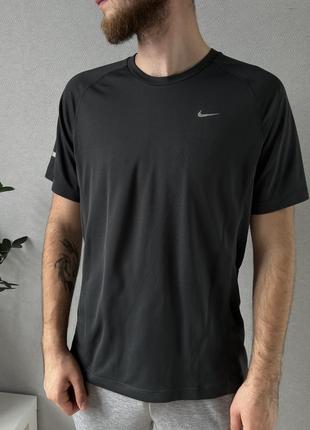 Мужская спортивная футболка найк драй фит спорт nike dri fit