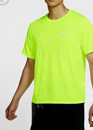 Чоловіча спортивна футболка nike dri fit