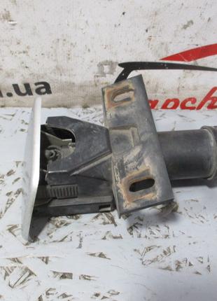 Омивач фари правий Toyota Land Cruiser Prado 8520760010 999869...