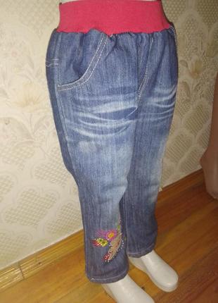 Утепленные джинсы на девочку с мишкой