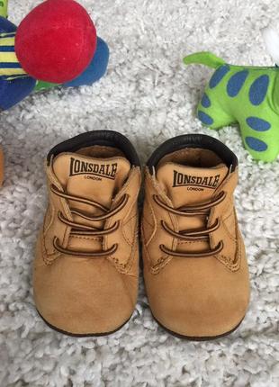 Lonsdale натуральная кожа пинетки первая обувь 3-6 месяцев