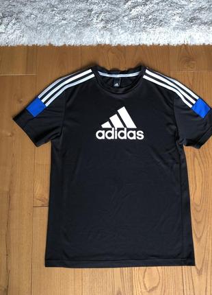 Adidas оригинал спортивная футболка размер m