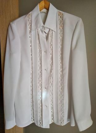 Блузка белая нарядная с шитьем , р. 44-46-48,блуза с длинным р...