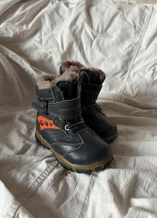Зимние кожаные ботинки