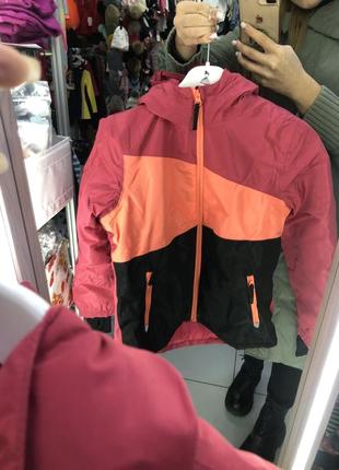 Термокуртка розовая на девочку 128р, лыжная куртка 140о