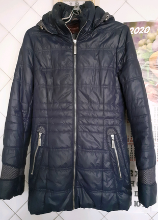 Продам куртку осень 48 разм фабричный Китай