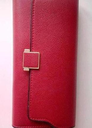 Жіночий червоний гаманець з гарною застібкою