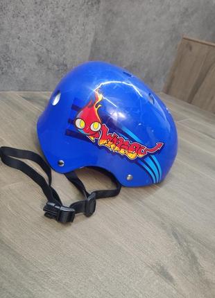 Шлем шлем для скейтборда и роликов