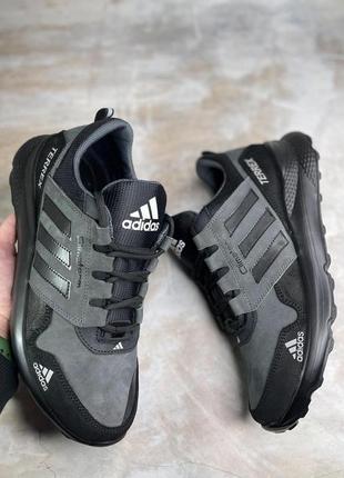 Кросівки чоловічі adidas (адис) натуральна шкіра колір сірий 45