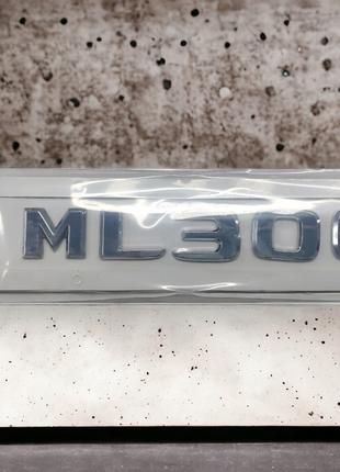 Стикер, эмблема Mercedes ML300