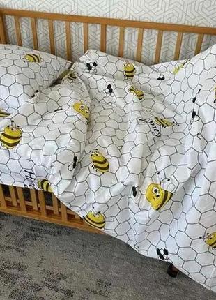 Детское постельное белье в кроватку комплект - соты пчела 140х...