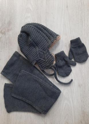 Набор комплект теплая  шапка на завязках шарф рукавицы