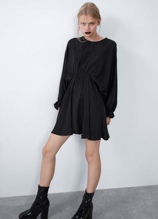 Zara платье черное s обьемное
