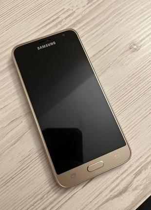 Смартфон Samsung Galaxy J3 на запчасти батарея дисплей