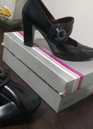 Lider качественные женские туфли на среднем каблуке 38-р-р/сте...