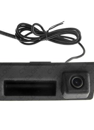 Автомобильная штатная камера заднего вида в ручку багажника CY...