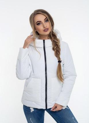 Біла жіноча демисезонна куртка 42-54рр