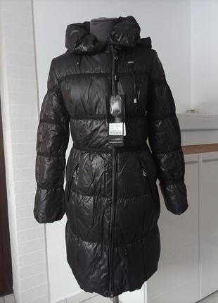 Пуховик довгий жіночий з капюшоном пальто жіноче зимове чорне 44