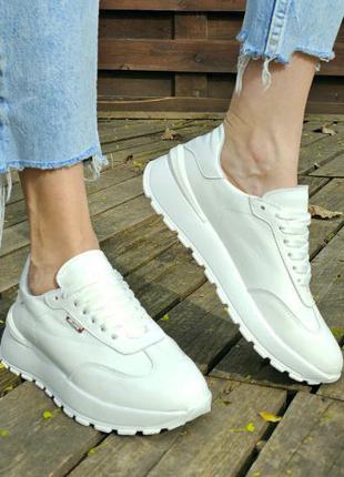 Белые женские кожаные кроссовки весна осень размеры 32-41 Веселка