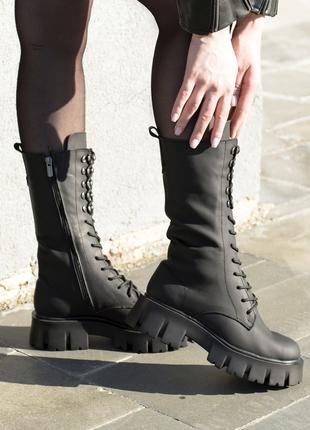 Зимние женские ботинки матовая кожа черные на платформе M-24