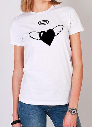 Женская футболка / Женская футболка с сердцем