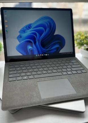 Сенсорний Ультрабук Microsoft Surface Laptop 13.5 QHD 8/256 GB