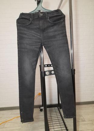 Стрейчевые узкие серые джинсы с замками на подростка