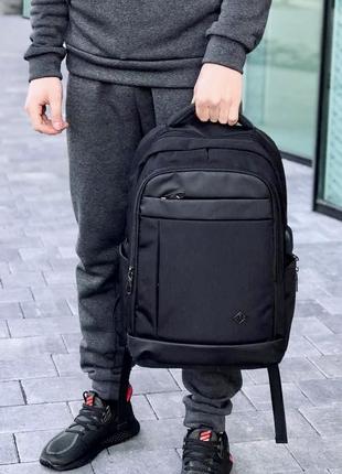 Чоловічий рюкзак для ноутбука міський чорний сірий зручний які...