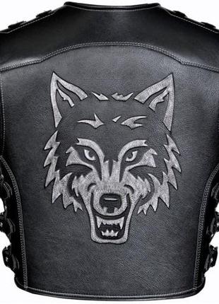Кожаный жилет для байкера "Броня-Волк"