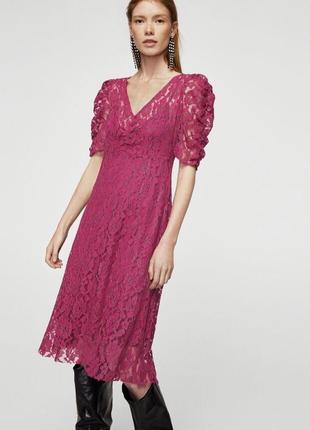 Кружевное платье mango розовый фуксия м