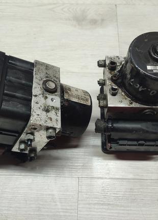 Блок ABS, Opel Astra H, Zafira B, 13213610