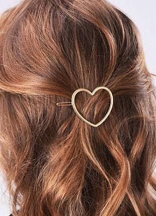 Красивое украшение для волос заколочка "Сердечко"