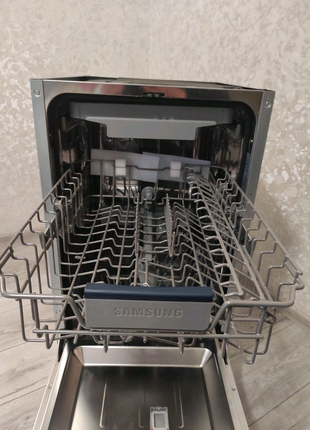 Посудомийна машина Samsung DW50R4050BB/WT