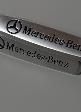 Шильдик Mercedes-Benz в сидения (60х10мм)