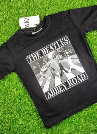 Крутезна футболка The Beatles від ZARA Disney Туреччина р.110,...