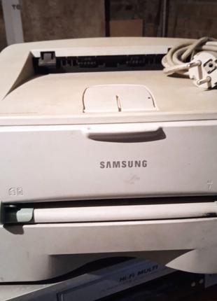 Лазерний принтер Samsung ml-1520P