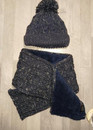Зимний детский набор,шапка,шарф, 5-6 лет, бренда next, новый.